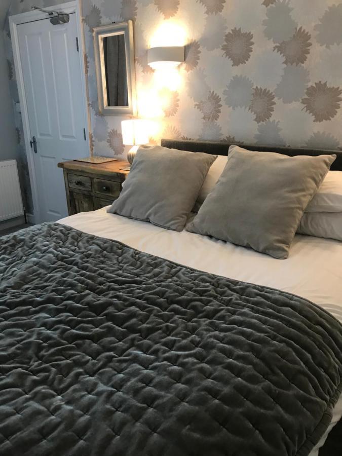 Claremont House Keswick Bed & Breakfast Keswick  Bagian luar foto