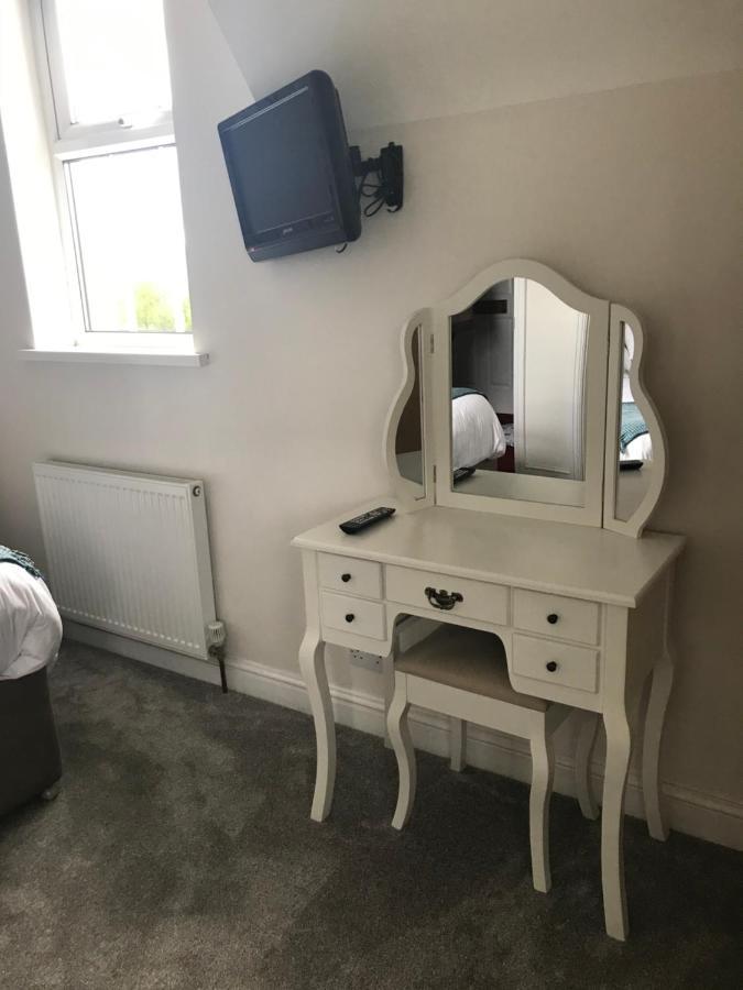 Claremont House Keswick Bed & Breakfast Keswick  Bagian luar foto
