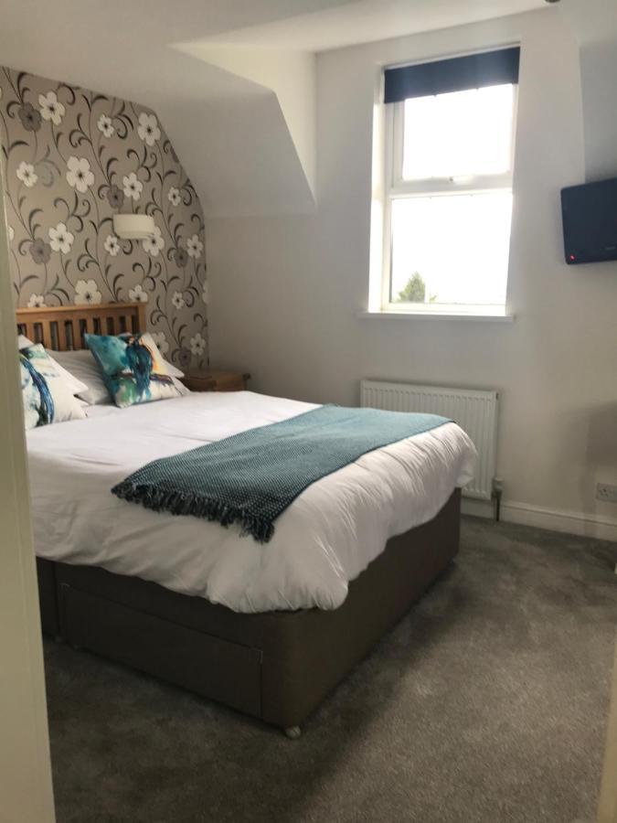 Claremont House Keswick Bed & Breakfast Keswick  Bagian luar foto
