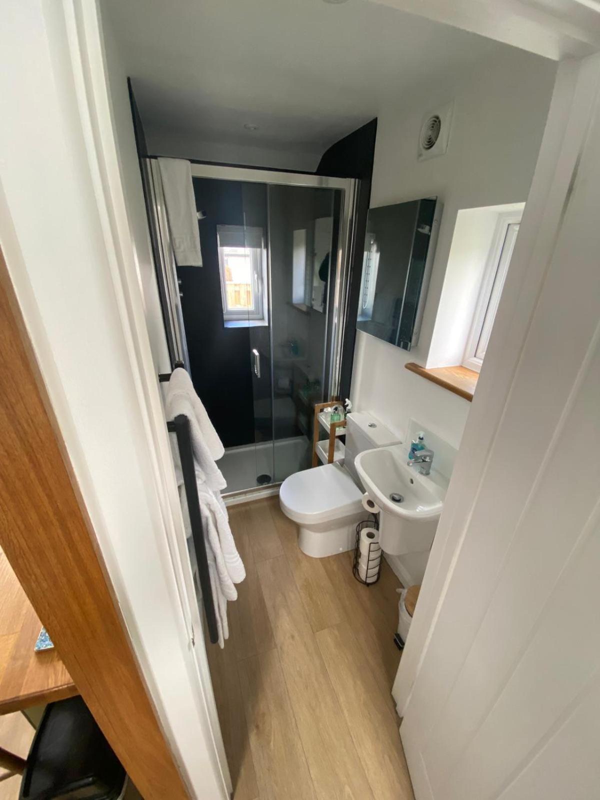 Claremont House Keswick Bed & Breakfast Keswick  Bagian luar foto