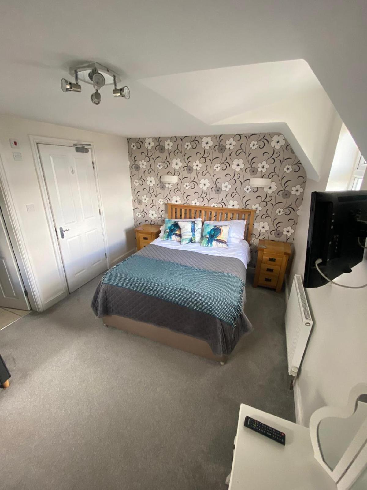 Claremont House Keswick Bed & Breakfast Keswick  Bagian luar foto